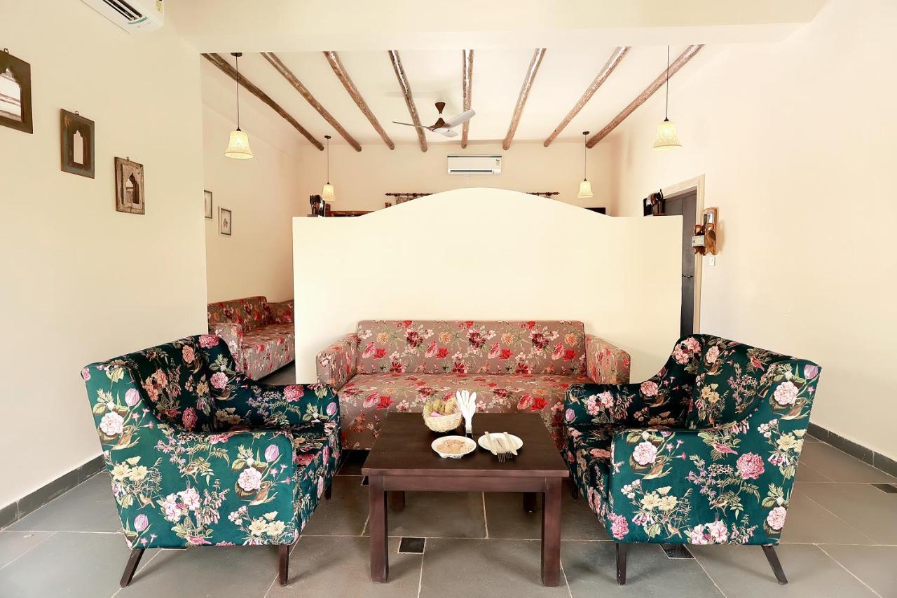 Nature Village Resort Pushkar Exteriör bild