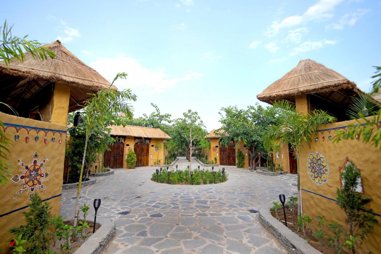 Nature Village Resort Pushkar Exteriör bild
